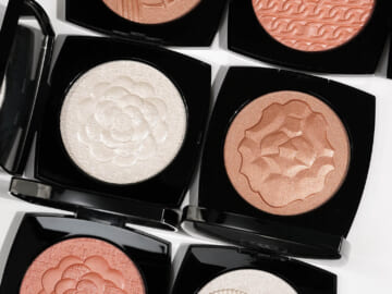 Les Symboles de Chanel Highlighters for Holiday