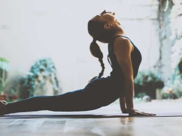7 Beginner Yoga Poses to Get You Through Your First Class