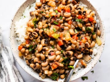 Slow Cooked Black Eyed Peas with Ham