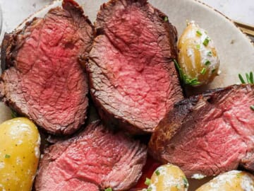 Seared Beef Tenderloin Roast