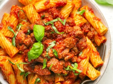 Crock Pot Pasta Sauce with Sausage