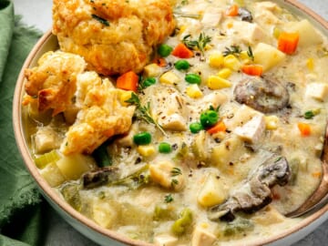 Chicken Pot Pie Soup