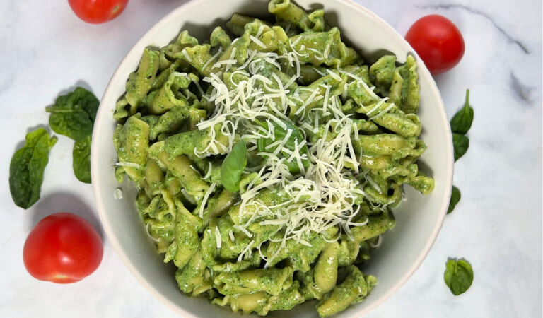 Green Pasta Sauce