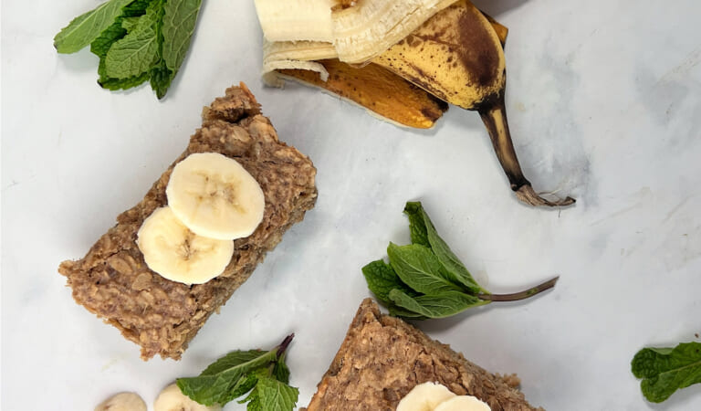 Oatmeal Banana Peanut Butter Bars