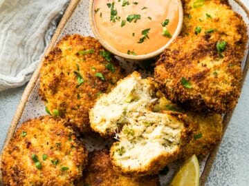 Fish Cakes with Roasted Pepper Sauce