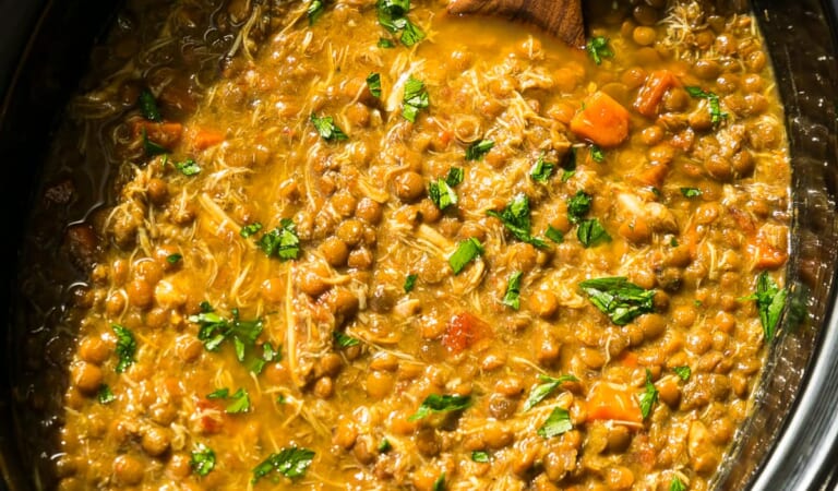 Slow Cooker Chicken and Lentil Soup