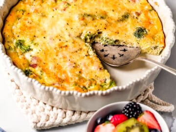 Crustless Quiche and fruit