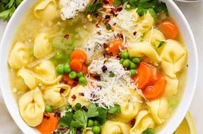 One-Pot Lemon Tortellini Soup with English Peas